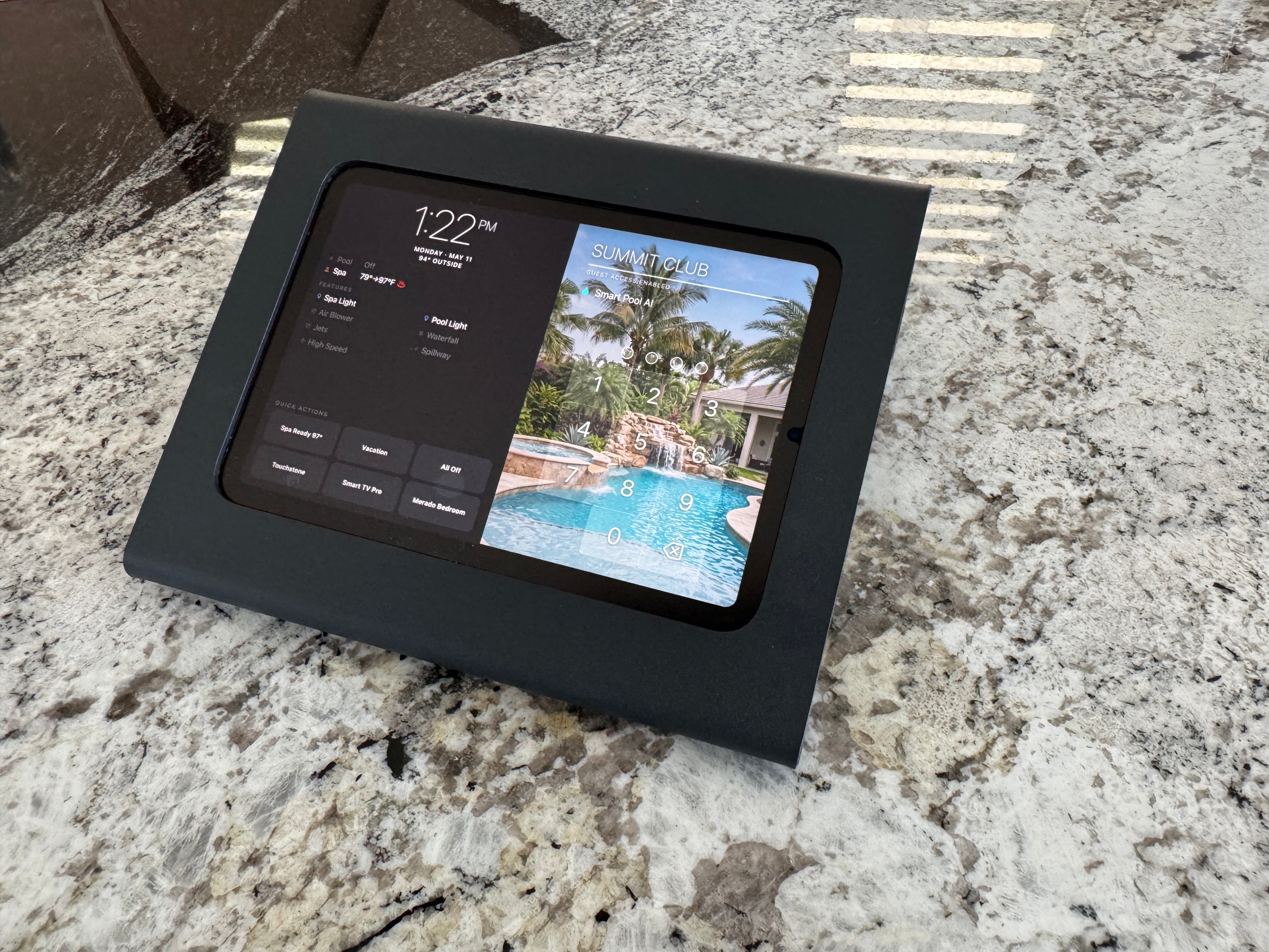 Smart Pool Kiosk - Full - Table